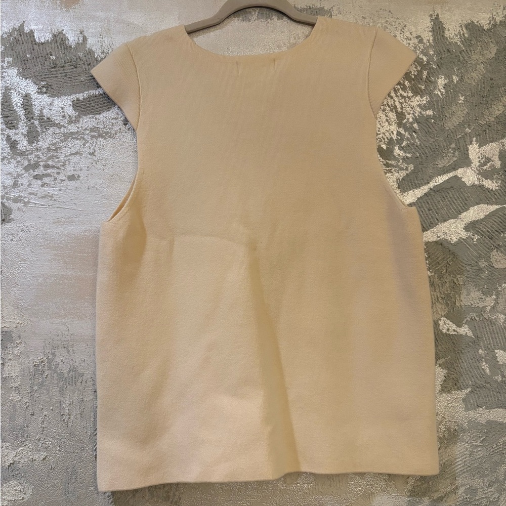 Anthropology Sleeveless Buttoned Vest Top - Picture 4 of 6